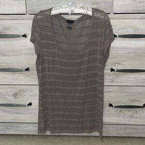 Ann Taylor Women’s Beige Short Sleeved Striped T-Shirt Size L